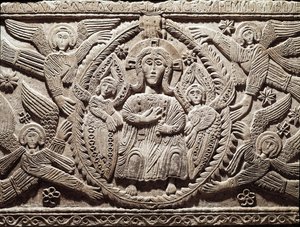 Lombardkonst: Kristus i ära, lågrelief från hertig Rachis altare (Ratchis eller Ratgis) - Skulptur, Lombardkonst, 737-744 (Relief av altaret från Ratchis representerande Kristus i ära) Cividale del Friuli, Chretien Museum, skattmästare i katedralen