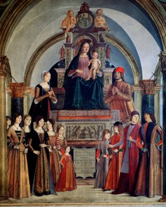 Jungfrun från Bentivoglio Jungfrun har barnet omgivet av medlemmar av familjen Bentivoglio. Målning av Lorenzo Costa (1460-1535) 1488 Bologna, San Giacomo Maggiore-kyrkan av Lorenzo Costa