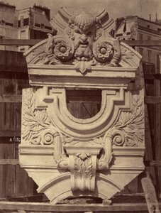 Utskjutande bord. Sidogallerier i den stora trappan. av Louis Emile Durandelle