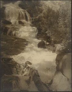 En bergsbäck av Louis Fleckenstein