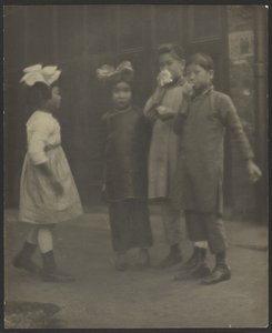 [Barn i Chinatown] av Louis Fleckenstein