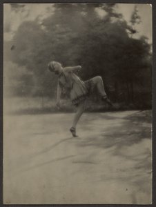 [Dansare] av Louis Fleckenstein
