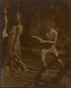 [Dansare i en pose] av Louis Fleckenstein