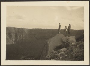 [Figurer i landskap] av Louis Fleckenstein