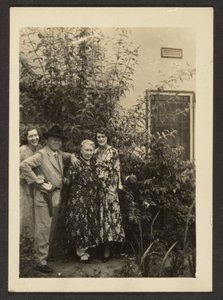 [Familjeporträtt Fleckenstein] av Louis Fleckenstein
