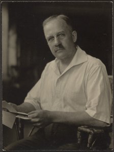 [Man med brev i handen] av Louis Fleckenstein