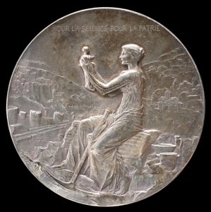 Medalj för femtioårsjubileet av den franska skolan i Aten [framsida], 1898.