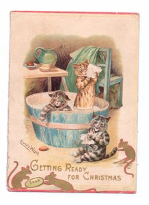 Ett viktorianskt julkort med två katter i ett badkar medan två möss leker med en tvål, ca 1880 av Louis Wain