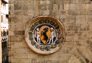 Mercanzia-gillets vapensköld av Luca Della Robbia