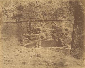4 [Naksh-i Rustam, nära Persepolis], 1840-60-tal. av Luigi Pesce