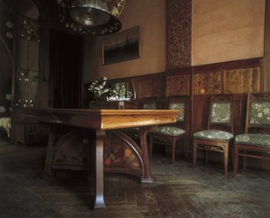 Matsalen, Casa Nava (1901-1907), a Reus - DOMENECH I MONTANER, Lluis (1850-1923). Navas hus. 1901-1907. SPANIEN. Reus. Navas hus. Matsal, med möbler av Gaspar Homar i Mesquida. Modernism. Arkitektur.