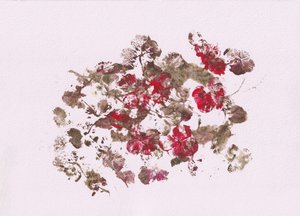 Jordnära blommiga intryck av Maira Ribena