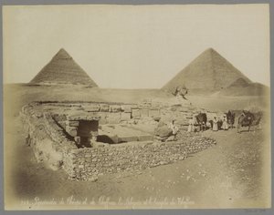 Piramides van Cheops en Chephren, de sfinxen och de tempel av Chefren Pyramider av Cheops och Cheffren Sphynxen och Cheffrens tempel (titel på objektet)