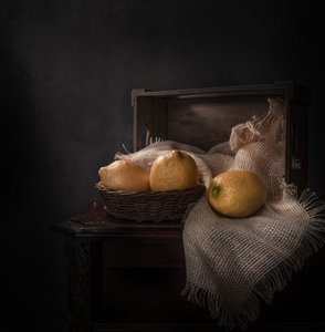Rustikt citronstilleben av Margareth Perfoncio