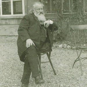 Porträtt av kompositören Johannes Brahms 1833-1897, 1894 av Maria Fellinger