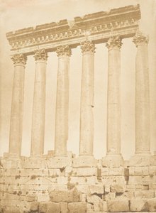 Kolonnaden av solens tempel, vid Baâlbek Héliopolis, september 1850. av Maxime Du Camp