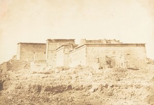 Complex of the Temple of Isis at Philae - Utsikt från norr, april 1850. av Maxime Du Camp