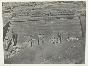 Ibsamboul, General View Of The Great Spéos of Phrè, Nubia, 184951, tryckt 1852. av Maxime Du Camp