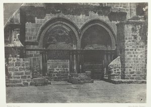 Jerusalem, Nedre arkaderna i Heliga gravens kyrka, Palestina, 184951, tryckt 1852. av Maxime Du Camp