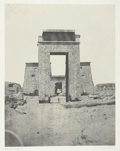 Karnak, Propylone från Temple of Khons, Thebe, 184951, tryckt 1852. av Maxime Du Camp