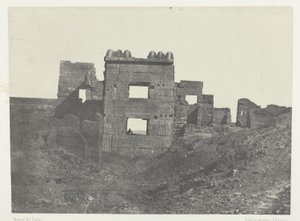 Medinet-Habou, östra fasaden av Gynécée de Ramsès-Mèiamoun; Thebe av Maxime Du Camp