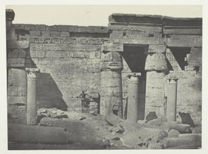 Medinet-Habou, Peristyle av Ramses-Méiamouns palats; Thebe av Maxime Du Camp