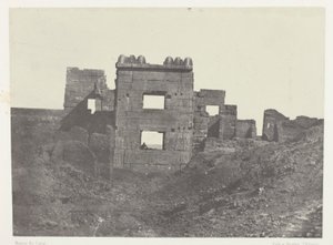 Medinet-Habou, östra fasaden av Gynécée de Ramsès-Mèiamoun; Thebe av Maxime Du Camp