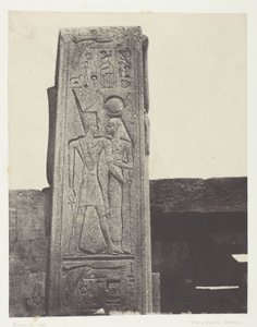 Karnak Palace, Pelare Framme av Granit Sanctuary; Thebe