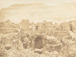 Ruinerna av en kristen stad, vid Medinet-Habu Thebe, 1849-50. av Maxime Du Camp