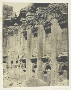 Jupitertemplet i Baalbeck Heliopolis, Naos inre, Syrien, 184951, tryckt 1852. av Maxime Du Camp