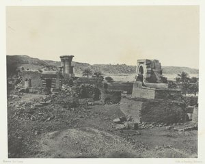 By och tempel på ön Béghé, väster om Filoe, Nubia, 184951, tryckt 1852. av Maxime Du Camp