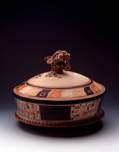 Precolombiansk konst, Mayacivilisation, initial klassisk period: lervas med lock dekorerad med ett jaguarhuvud. Från Tikal, Guatemala Sun. h. 26,5 x stor. 31 cm Guatemala, Museo Nazionale di Archeologia e Etnologia - Förcolumbiansk konst, Maya Civilization