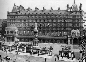 Charing Cross järnvägsstation, London, 1926-1927.