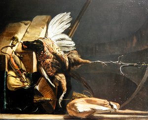 Ett stilleben av en död fasan som hänger i en krok av Melchior de Hondecoeter
