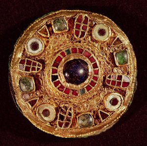 Rund brosch (guld & cloisonne emalj)