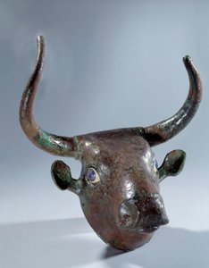 Mesopotamien: Koppartjurhuvud (möbel eller harpa). sumeriska perioden. 2500 f.Kr. från Tello. Sön 0,19 m Paris, Louvren av Mesopotamian