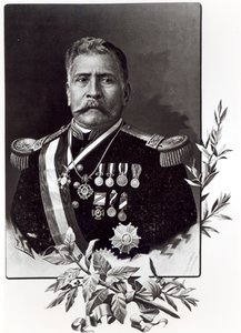 Porträtt av Porfirio Diaz (1830-1915) av Mexican School