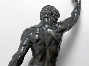 Naken bacchants rider pantrar, ca 1506-08 (brons) av Michelangelo Buonarroti