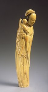 Figur av Guanyin som håller ett barn (snidat elfenben) (se även 272122)