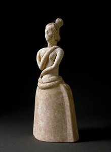 Minoisk konst: terrakottafigur av kvinna i en attityd av dyrkan. Från helgedomen Piskokephalo på Kreta. 1700-1450 f.Kr. Dämpa. 24,6 cm Heraklion, arkeologiskt museum av Minoan