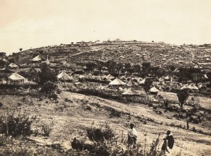 Bygga ett imperium i den fascistiska tidsåldern: Abessiniens land, 1936-05-09 (s/v foto) av Modestino Baldinetti