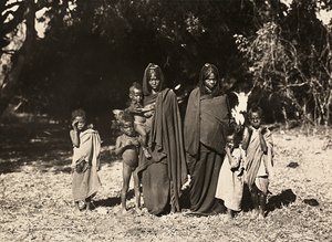 Bygga ett imperium i den fascistiska tidsåldern: afrikanska urbefolkningar, 1936-05-09 (s/v foto) av Modestino Baldinetti