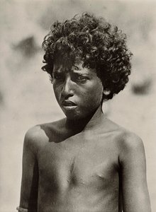 Att bygga ett imperium i den fascistiska tidsåldern: en pojke från Beni Amer-stammen, 1936-05-09 (s/v foto)
