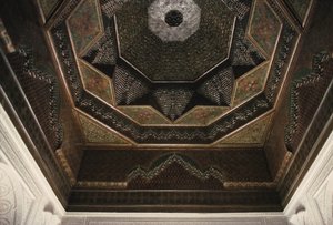 Kasbah of Thamiel glaoui, takdetalj (keramik) av Moroccan School