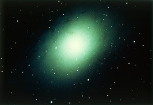 Andromedagalaxens mitt. av NASA Images