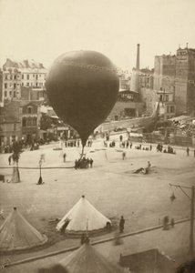 Neptunus, Place Saint-Pierre i Montmartre, 23 september 1870 av Nadar