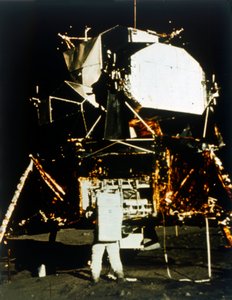 Buzz Aldrin av Lunar Module på månens yta, Apollo II-uppdrag, juli 1969. av Neil Armstrong