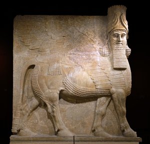Bevingad tjur från hov VIII vid kung Sargon II:s palats, Khorsabad, 721-705 f.Kr. (gips?)