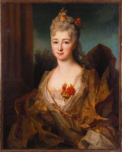 Porträtt av en dam, halvlångt, i en vit och guldbroderad klänning, med blommor i håret av Nicolas de Largillière