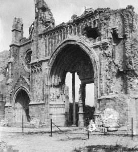 Ruinerna av katedralen, Ypres, Belgien, första världskriget, c1914-c1918